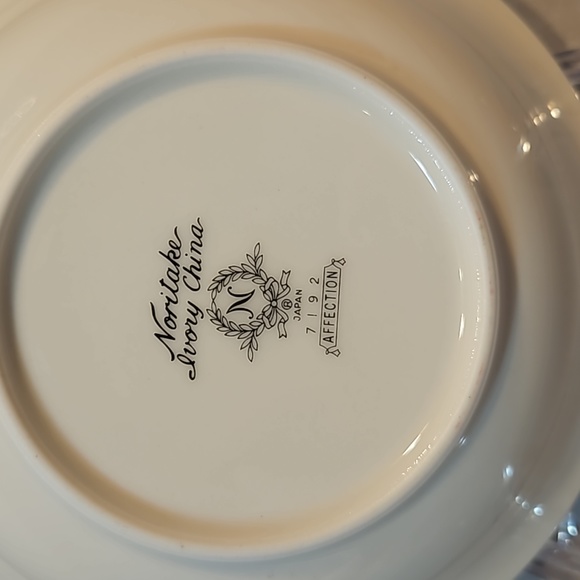 Noritake Affection 7192 Fruit/Desert/Sauce Bowl, Ivory China new - Picture 6 of 7